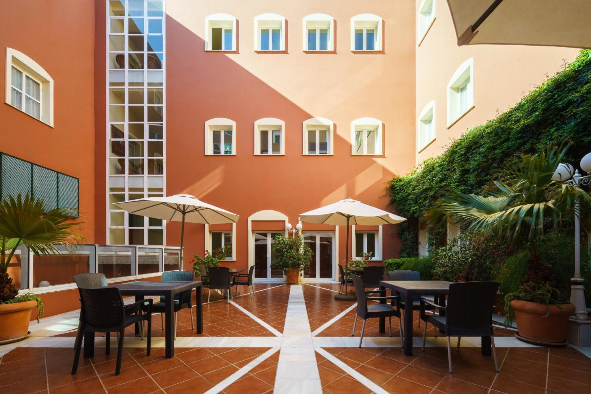 Hotel Alborán Chiclana Chiclana de la Frontera Esterno foto